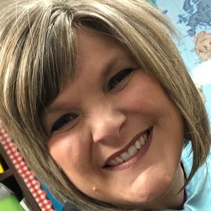 Meet your Posher, Chrissy